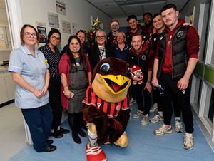 Walsall FC players visit Walsall Manor Hospital.