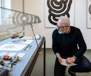 Artist Witold Riedel