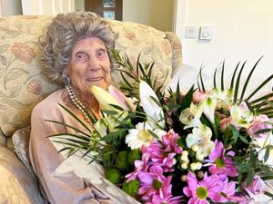Supporting image for story: Great-great-grandmother who visits favourite pub each week celebrates 102nd birthday