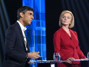 Supporting image for story: Rishi Sunak and Liz Truss to face off in race to be Tory leader and PM