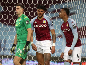 Supporting image for story: Dean Smith slams 'Sunday League' defending in Aston Villa defeat