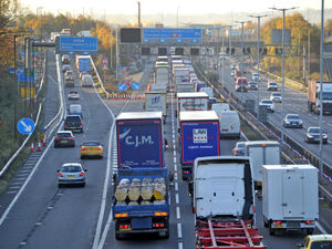 Supporting image for story: Hour delay and seven-mile congestion as traffic stopped on M6 due to multi-vehicle crash 