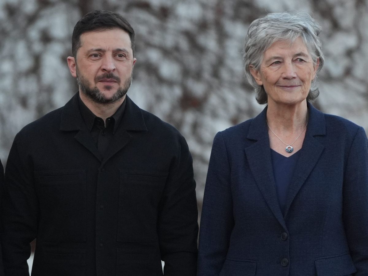 Irish president greets Zelensky as he begins official visit to Dublin