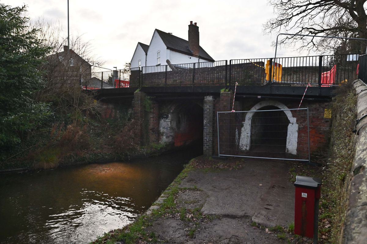 Work continues on bridge in Penkridge to make it safe for vehicles after New Years Eve incident