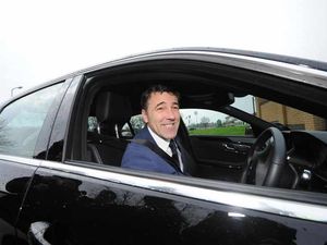 Supporting image for story: First video with Wolves boss Dean Saunders