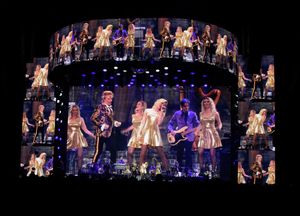 Rod Stewart at Arena Birmingham. Photo: Andy Shaw.