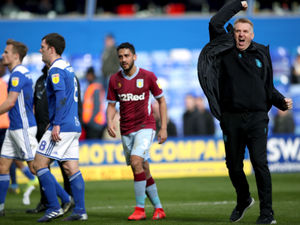Supporting image for story: Dean Smith: One Aston Villa game at a time 
