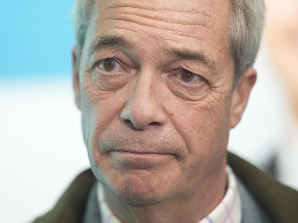 Nigel Farage claims the Maldives will launch counter-claim over Chagos Islands