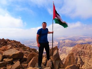Supporting image for story: 33 to go: Bilston adventure man Lee reaches highest point in 67 countries