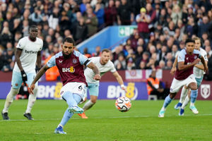 Aston Villa's Douglas Luiz scores their side's second goal of the game