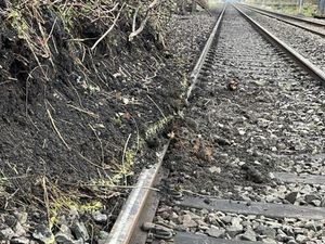 Supporting image for story: Landslip repair work blocks London Euston-Birmingham rail route