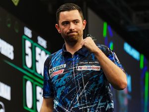 Supporting image for story: Luke Humphries hits nine-darter to beat Michael Smith at Grand Slam of Darts