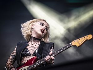 Supporting image for story: Pale Waves singer Heather Baron-Gracie says bands are ‘a dying breed’