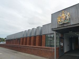 Supporting image for story: Two men charged after crack cocaine and heroin found