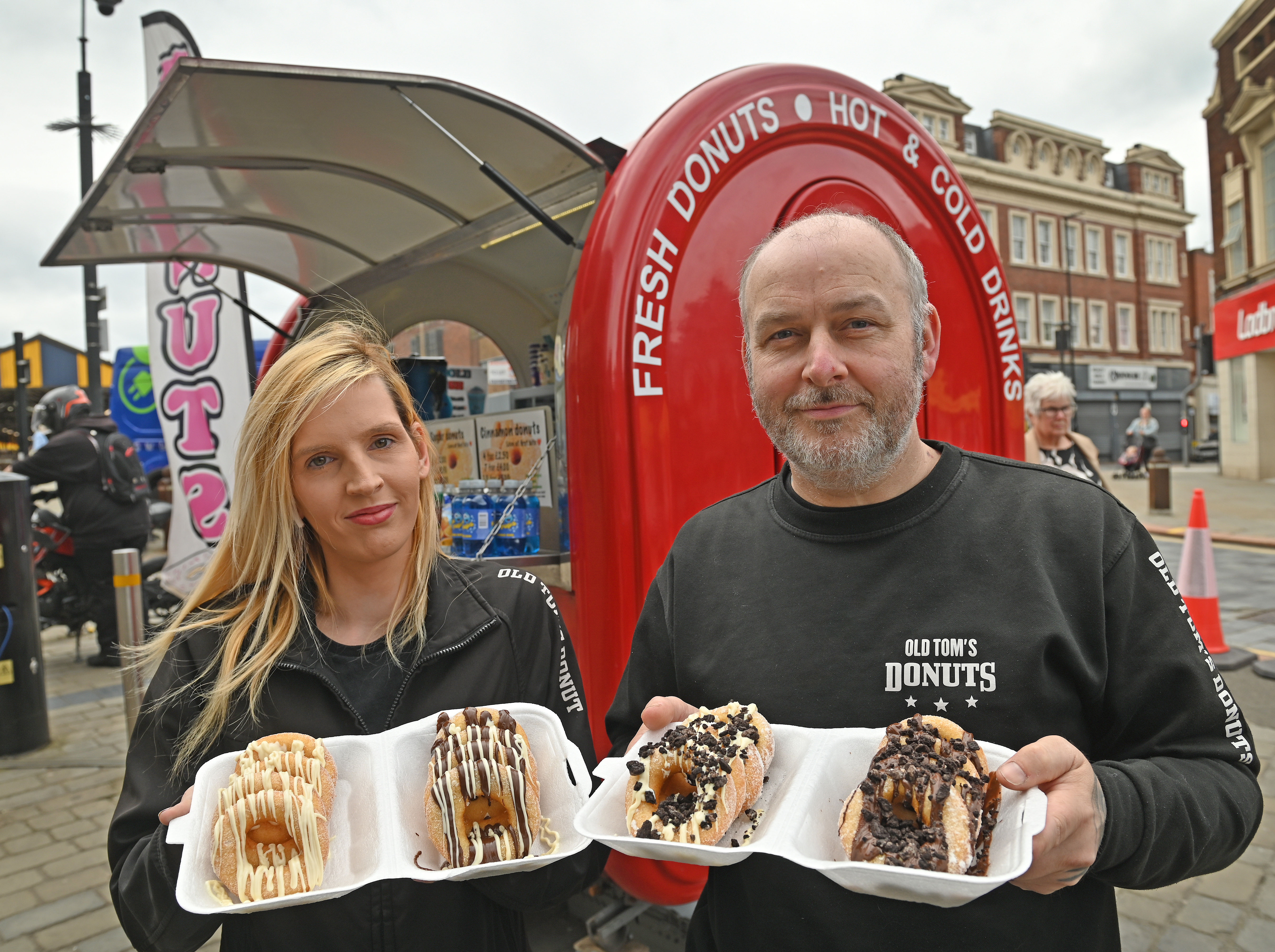 Doughnut Seller Will Mark Birthday Of Seriously Ill Black Country Girl 0542d8a9 55f8 4c4f 9de5 