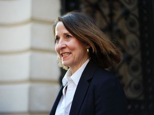 Supporting image for story: Kendall says welfare reforms will address ‘economic and social crisis’