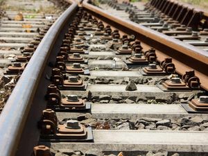 Supporting image for story: Delays and cancellations on busy rail line between Black Country and Shropshire due to signal fault