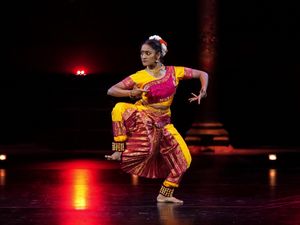 Supporting image for story: Teenager specialising in Indian dance claims BBC Young Dancer award