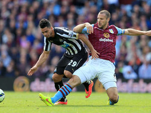 Supporting image for story: Aston Villa may offer Ron Vlaar a bumper deal