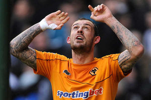 Supporting image for story: Wolves to sell Steven Fletcher to Sunderland for £14m