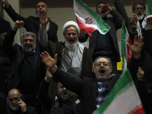 Supporting image for story: Question marks over turnout as Iran heads to the polls