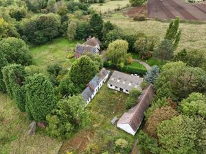 Supporting image for story: Chance to own a 'piece of Shropshire's heritage' as 'magnificent' grand estate goes under the hammer