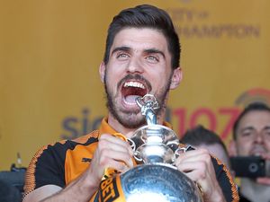 Supporting image for story: Nuno is ‘confident’ star man Neves will stay at Wolves 