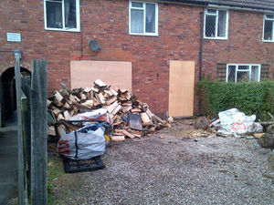 Supporting image for story: Fire in Sedgley cul-de-sac destroys part of house