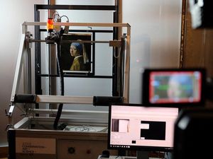 Supporting image for story: Experts hope technology will uncover new secrets about Vermeer’s Girl With A Pearl Earring