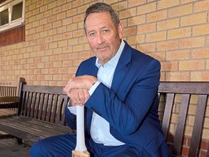 Supporting image for story: Gooch has fans in creases at Oswestry event