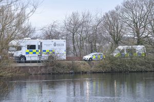 Police drivers from Nottinghamshire have been helping with the search at the reservoir. Image: @SnapperSK