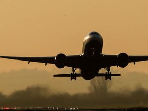 Supporting image for story: Hotel quarantine scheme under fire as booking system remains down overnight