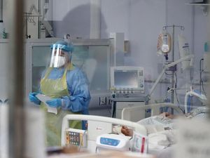 Supporting image for story: Study finds ‘high rate’ of blood clots among Covid-19 hospital patients