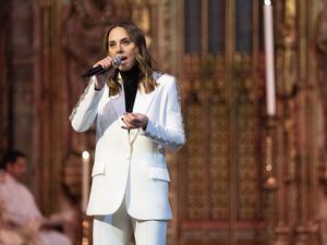 Supporting image for story: Mel C says ‘all of the Spice Girls’ would like to perform at Glastonbury