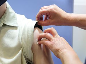 Supporting image for story: Vulnerable children aged 12 to 15 can now book Covid booster online