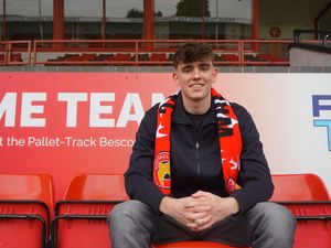 Supporting image for story: Promising teenage defender signs his professional contract with Walsall
