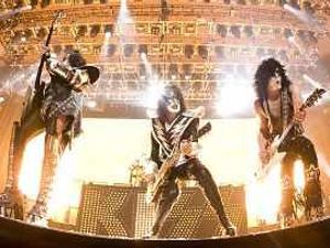 Supporting image for story: Kiss unleash Sonic Boom on Brum