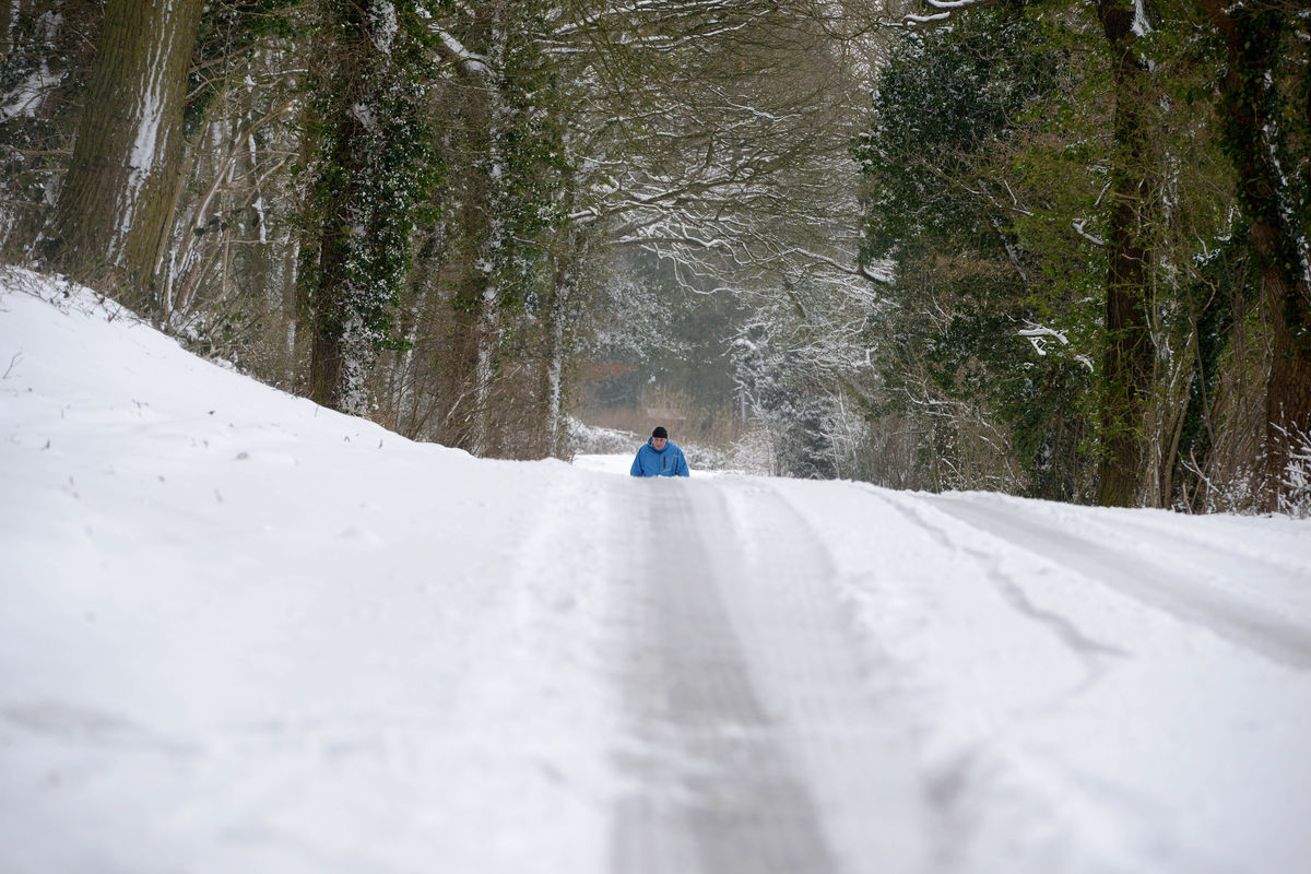 Snow and ice weather warning for the West Midlands - see latest Met Office forecast here