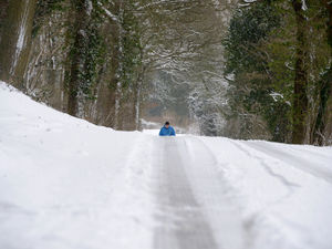 Supporting image for story: Snow and ice weather warning for the West Midlands - see latest Met Office forecast here