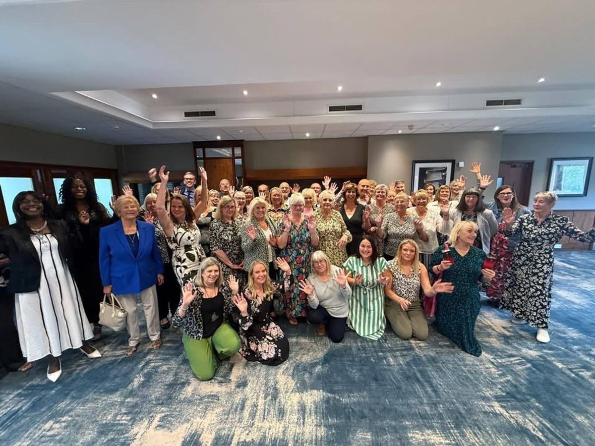 Avon celebrates more than 1,500 years service of its longest serving Midlands representatives