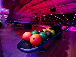 Supporting image for story: Record year for Tenpin owner
