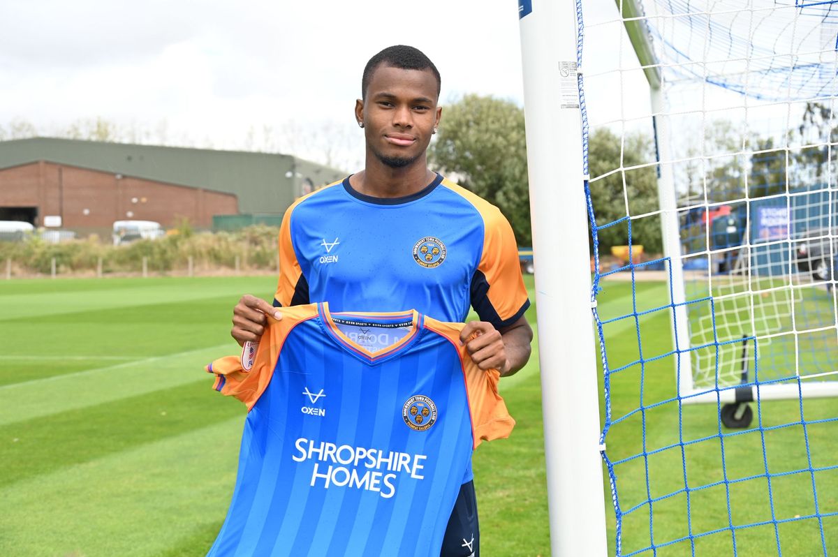 Shrewsbury complete deadline day move for Peterborough forward