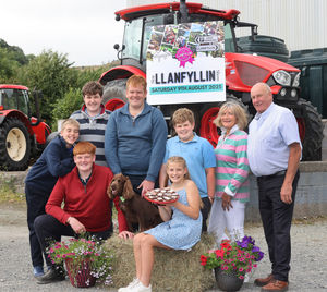 Getting ready for Llanfyllin Show 2025 are back, from left Llyr Jones, Gethin Jones, Jac Jones, Rhodri Jones, Carol Jones, and show president Trebor Jones.
Front, from left are Charlie Jones and Teleri Jones, with Griff the dog. Picture: Phil Blagg Photography.
