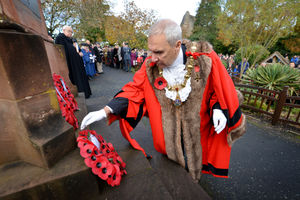 The Mayor of Bridgnorth Councillor Ron Whittle lays a wreath
