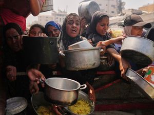 Supporting image for story: Government working ‘at pace’ to bring Gazan children to UK for medical care