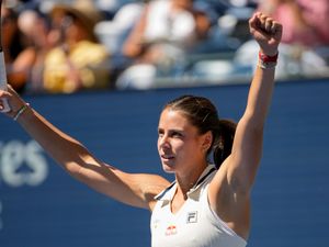 Supporting image for story: Emma Navarro finishes strongly to beat Paula Badosa in US Open quarter-final