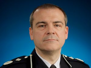 Supporting image for story: West Midlands Police arrests drop by a third despite huge rise in crime