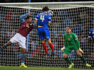 Supporting image for story: Pictures and report of Villa 0 Leyton Orient 1