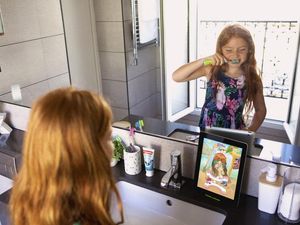 Supporting image for story: Augmented reality used in new Colgate kids’ toothbrush