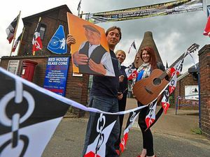 Supporting image for story: Aynuk art to go under hammer